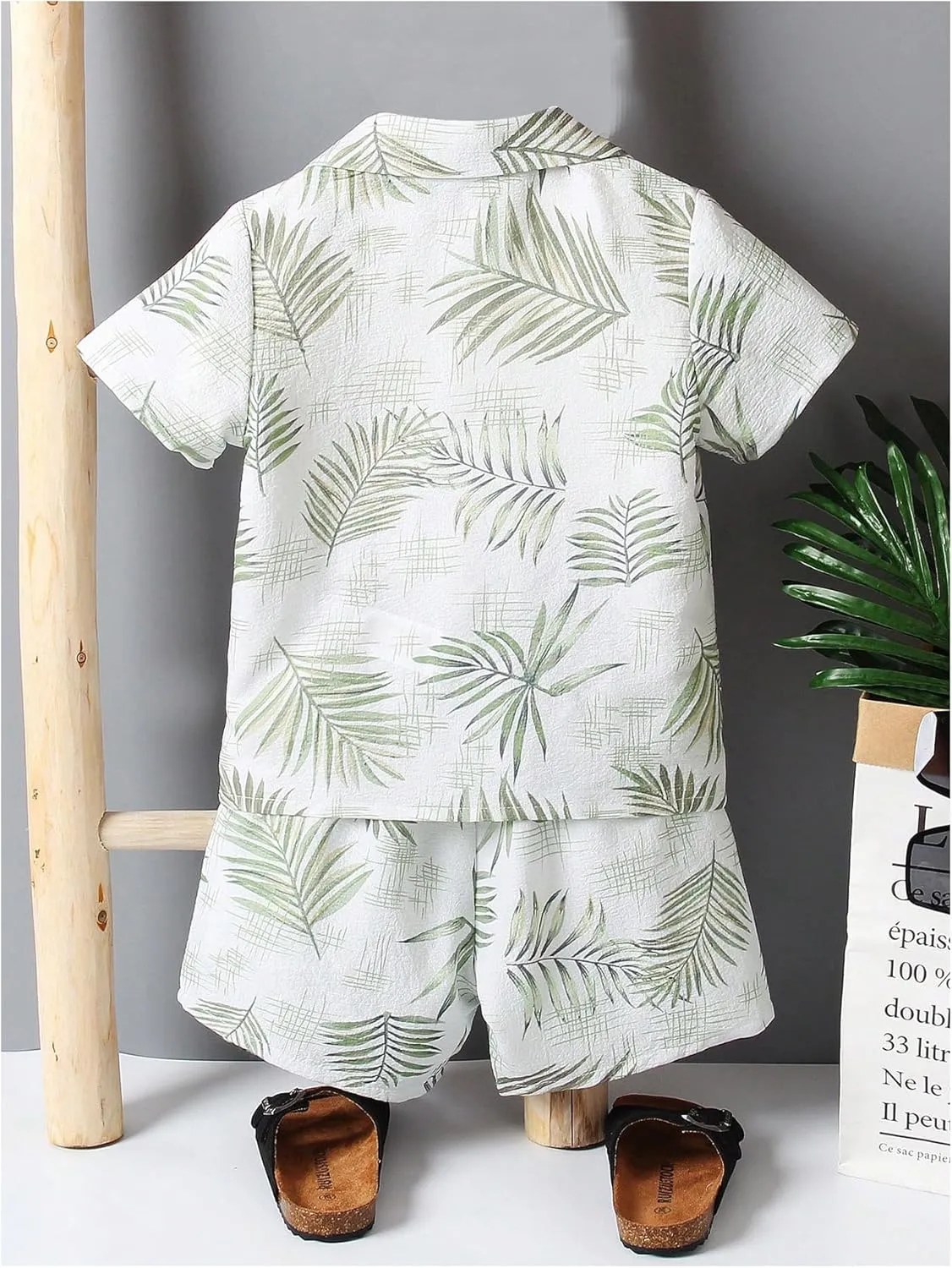 SweatyRocks Boy's 2 Piece Outfits Tropical Print Button Down Shirt and Shorts Clothing Sets
